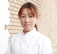 原川咲紀さん　会社員→スイーツコース